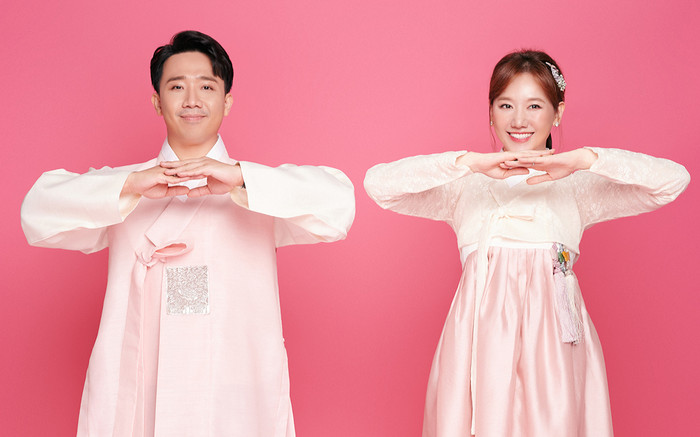 Hari Won tươi tắn bên ông xã hậu công khai bệnh tình liệt cơ mặt Ảnh 2