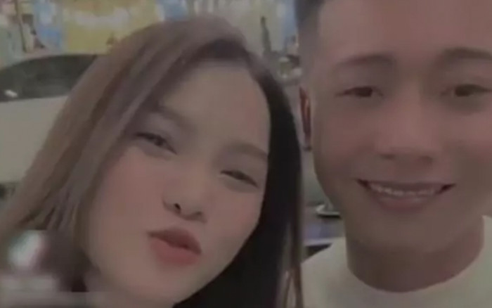 Nghi vấn Quang Linh Vlog có bạn gái, 'hội đẩy thuyền' với Thuỳ Tiên suýt 'vỡ tim' Ảnh 2