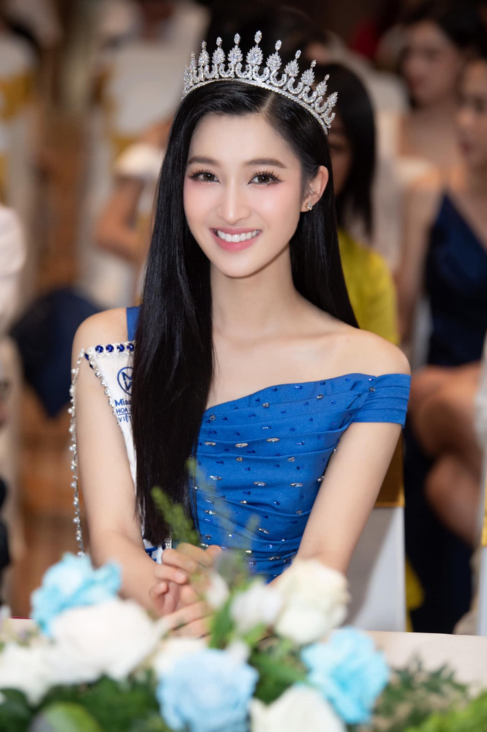 Phương Nhi đạt danh hiệu Á hậu 2 Miss World Vietnam 2022.