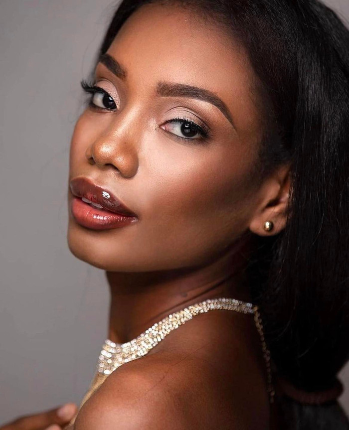 Nhà toán học đăng quang Miss Universe Belize: Học thức khủng nhưng sắc vóc 'tuổi gì' so với Ngọc Châu? Ảnh 4