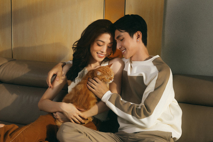 Chàng diễn viên gốc Phú Thọ còn khiến khán giả không khỏi ngưỡng mộ với chuyện tình yêu đầy lãng mạn với Á hậu Phương Nga.