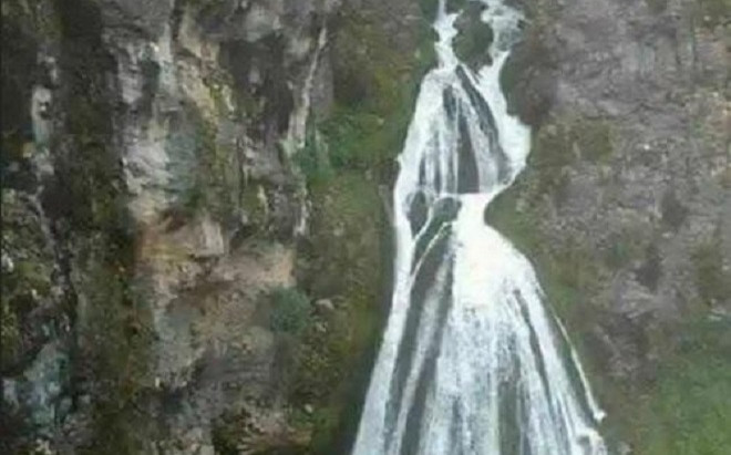 Tuyệt tác tự nhiên 'thác nước cô dâu' và câu chuyện tình lãng mạn đến đau lòng Ảnh 2