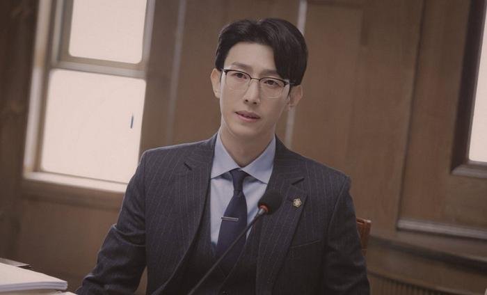 Kang Ki Young tiết lộ điều đặc biệt về Park Eun Bin sau thành công của Nữ Luật Sư Kỳ Lạ Woo Young Woo Ảnh 2