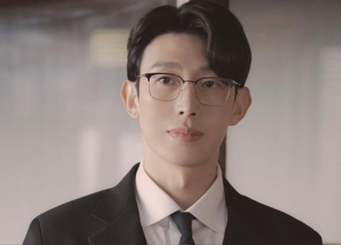 Kang Ki Young tiết lộ điều đặc biệt về Park Eun Bin sau thành công của Nữ Luật Sư Kỳ Lạ Woo Young Woo Ảnh 1