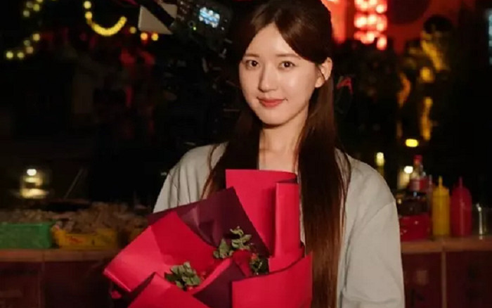 Tinh Hán Xán Lạn vừa hết, Triệu Lộ Tư đã bị bạn diễn cọ nhiệt trong phim mới? Ảnh 2