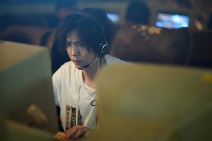 Không còn đóng nhiều phim, nhưng Lộc Hàm vẫn duy trì được sức nóng nhất định. 