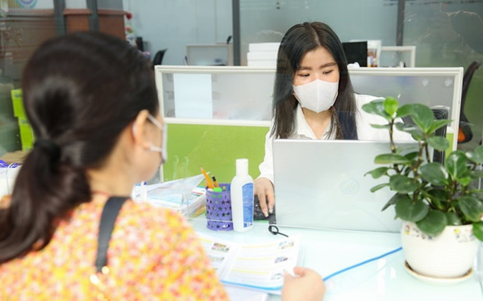 Còn 1/3 thí sinh chưa đăng ký xét tuyển Đại học dù đã sát giờ kết thúc Ảnh 2