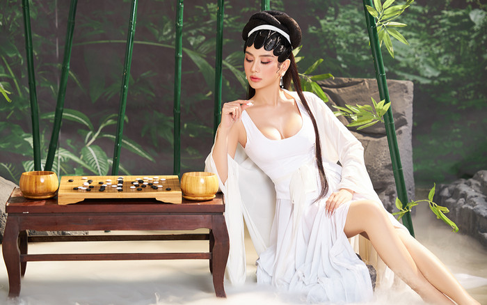 'Nữ hoàng biến hóa' gọi tên Lâm Khánh Chi với bộ ảnh chất lừ Ảnh 2