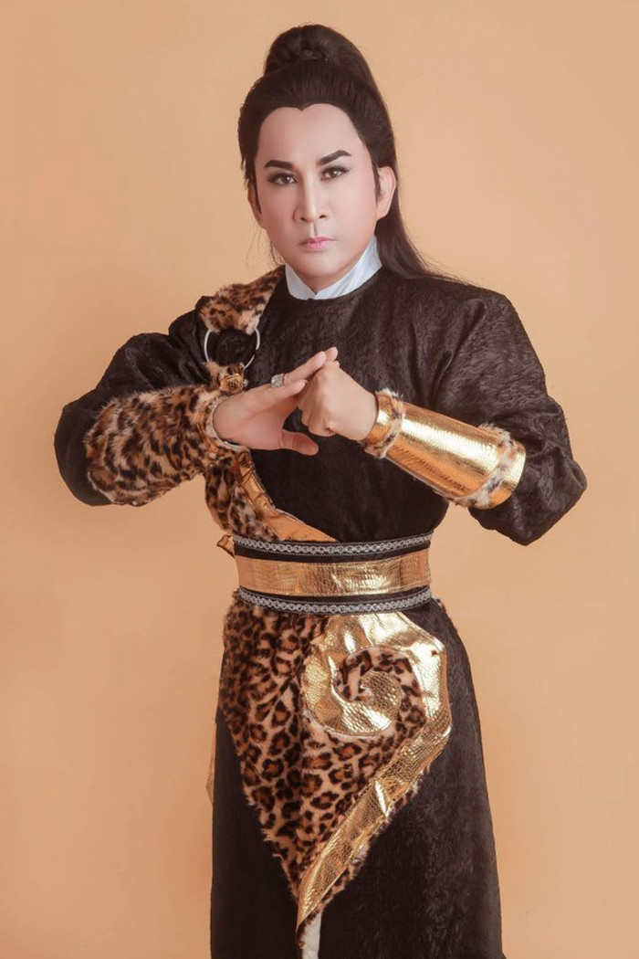 NSƯT Kim Tử Long cho biết những ngày qua anh đã rất lo lắng và cảm thấy không an lòng khi sự việc này làm mất đi tình cảm của khán giả dành cho anh.