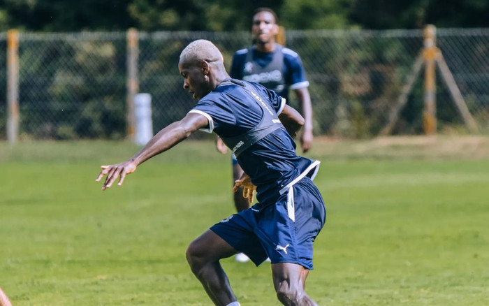 Tân binh Pau FC nói gì sau trận thua đậm trước Sochaux Ảnh 2