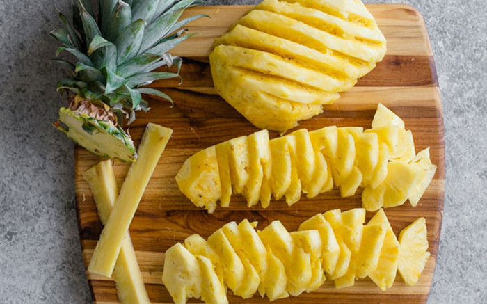 'Lòng xào dưa 30k' còn chưa dứt, trend đồ ren ăn dứa của tiểu tam 8x và anh 'phi công' lại rần rần Ảnh 2