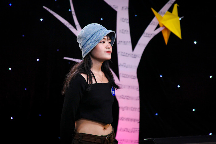 Cô nàng quyết định từ bỏ con đường đại học để theo đuổi đam mê âm nhạc.