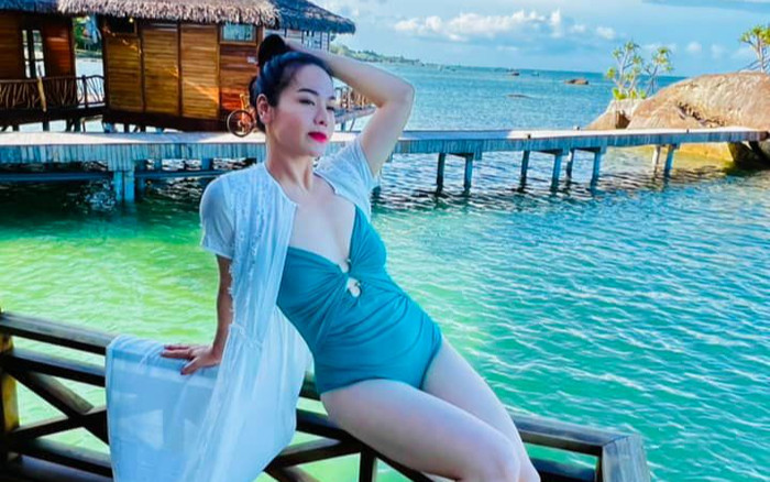 Nhật Kim Anh khoe thân hình nuột nà, đăng đàn ẩn ý là 'hoa đã có chủ' Ảnh 2