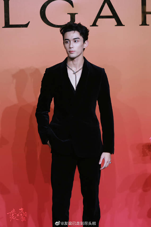 Sau Tinh Hán Xán Lạn, Ngô Lỗi - Triệu Lộ Tư tái hợp sexy hết mức khiến Dương Dương bị cho ra rìa Ảnh 6