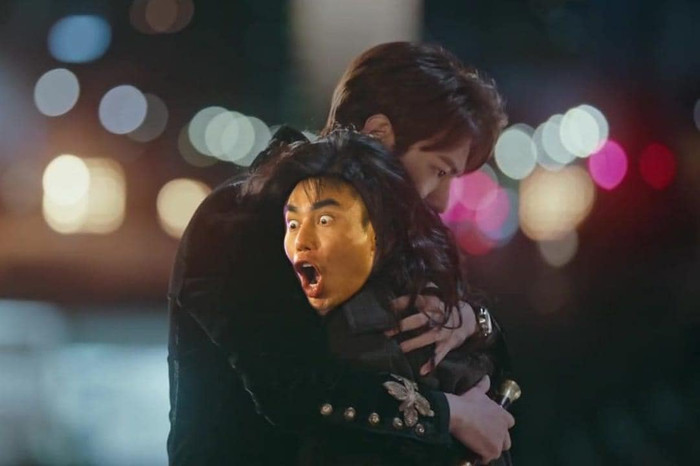 Lê Dương Bảo Lâm xả kho 1001 bức ảnh do fan chế khiến dân tình cười nghiêng ngả. 