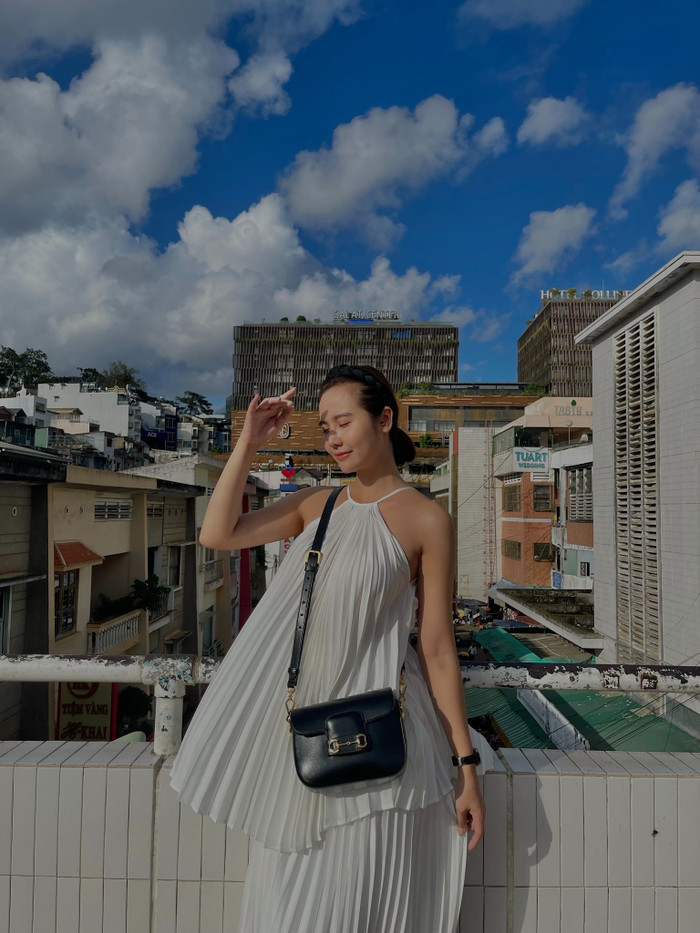 Hậu Thương Ngày Nắng Về, Huyền Lizzie dành nhiều thời gian để nghỉ ngơi, bên cạnh con trai nhỏ. 