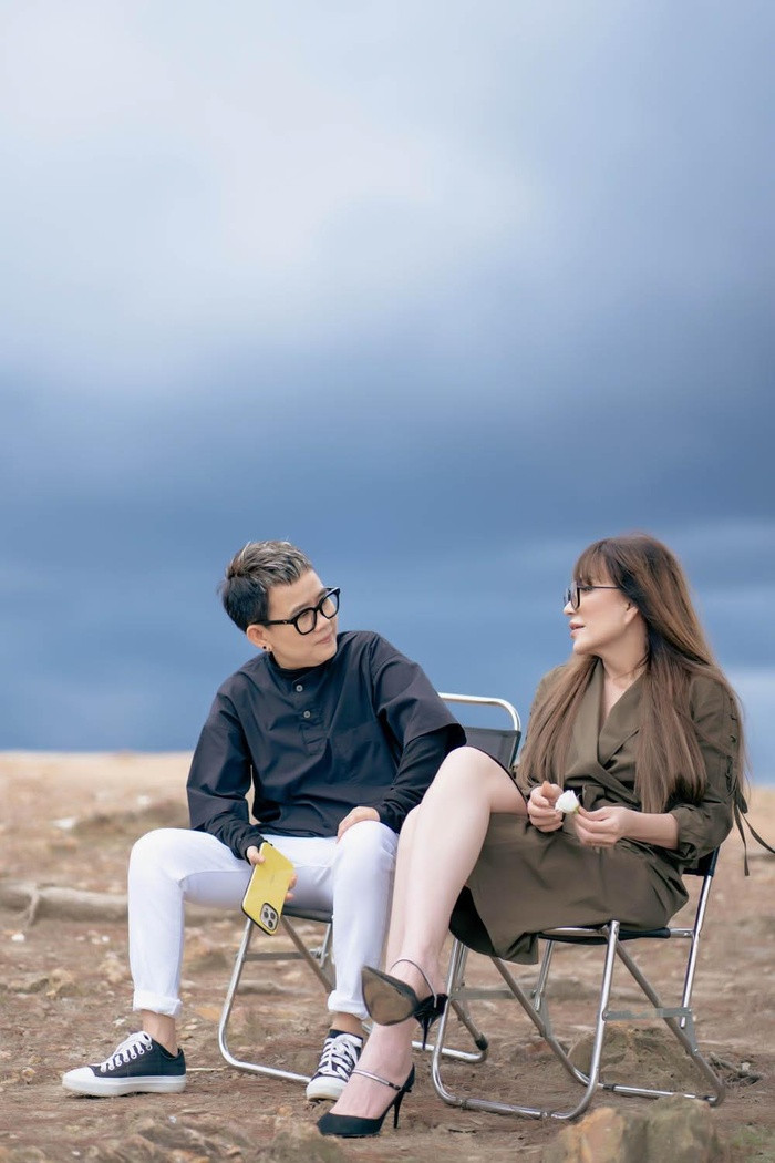 Cặp đôi thường xuyên 'phát cẩu lương' trên mạng xã hội.