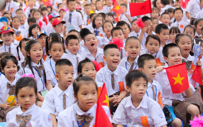 Học sinh Hà Nội khai giảng năm học mới vào sáng 5/9 Ảnh 2