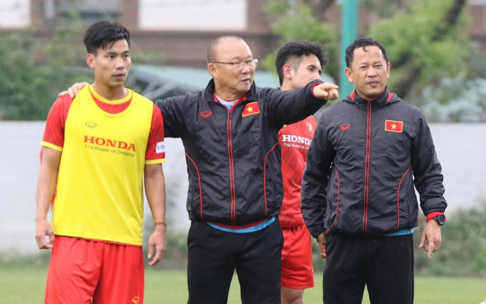 Ông Park giải bài toán 'tình anh em' của Văn Hậu và Văn Thanh Ảnh 2