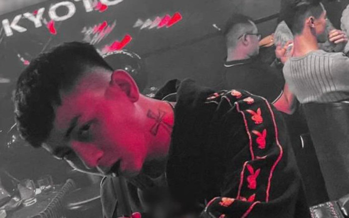 Sau livestream nói năng lan man Hoài Lâm xuất hiện với ngoại hình khác lạ như 'lột xác' thành người khác Ảnh 2