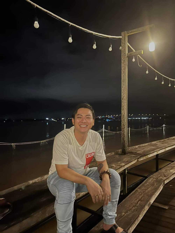 Từng là viên ngọc sáng trong làng nhạc Việt, ở hiện tại không ít khán giả bày tỏ sự tiếc nuối cho một tài năng nhưng thiếu may mắn cho Hoài Lâm. 