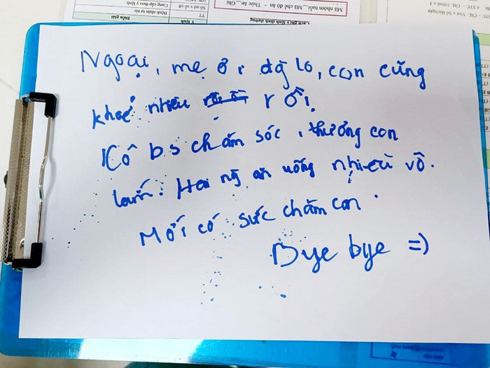 Xúc động dòng nhắn nhủ của bệnh nhi: 'Ngoại, mẹ đừng lo, con khoẻ rồi' Ảnh 1