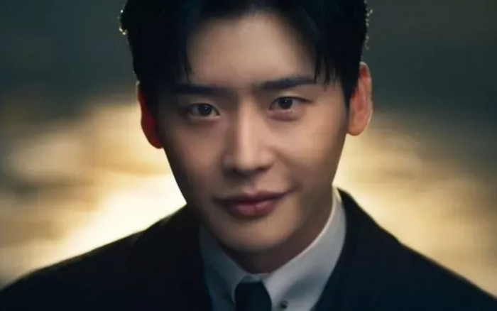 Lee Jong Suk nhận mưa lời khen với diễn xuất ấn tượng trong Big Mouth Ảnh 2