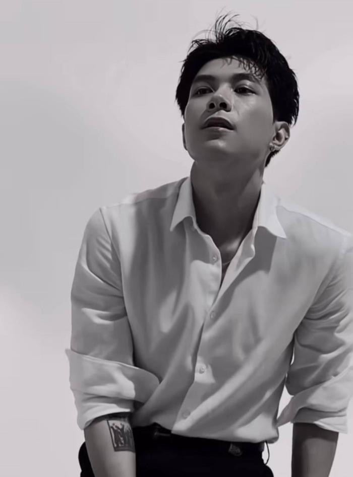 Anh Tú khoe visual 'vạn người mê' Diệu Nhi bất lực khi fan girl liên tục vào nhận chồng Ảnh 1