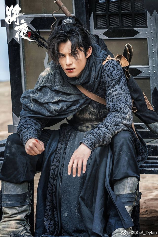 Vương Hạc Đệ chính là nam chủ lận đận bậc nhất Hoa ngữ, đâu đến nỗi mà phải làm kẻ hầu thế này? Ảnh 2