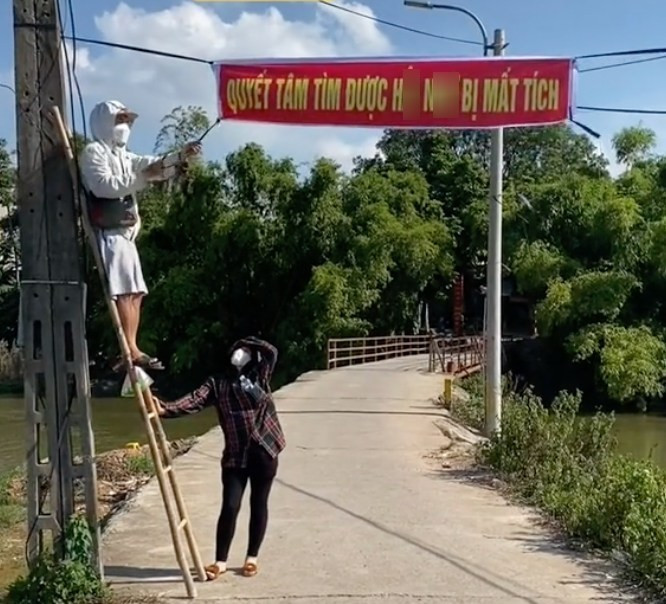 Người dân Hà Nội không quản ngại nắng nóng, treo băng rôn quyết tìm Hải Như mất tích Ảnh 5