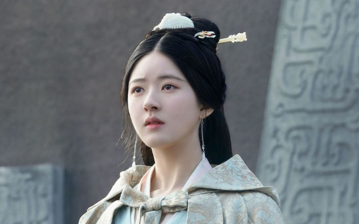 Rộ tin Triệu Lộ Tư được chuyển tuyến 1, khán giả lắc đầu 'chê mạnh' Ảnh 2