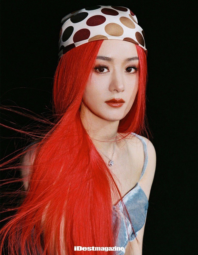 Triệu Lệ Dĩnh luôn bị chê bai vì xuất thân của mình.