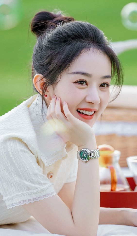 Netizen đang quá khắt khe với Triệu Lệ Dĩnh thay vì công nhận tài năng của nữ diễn viên.