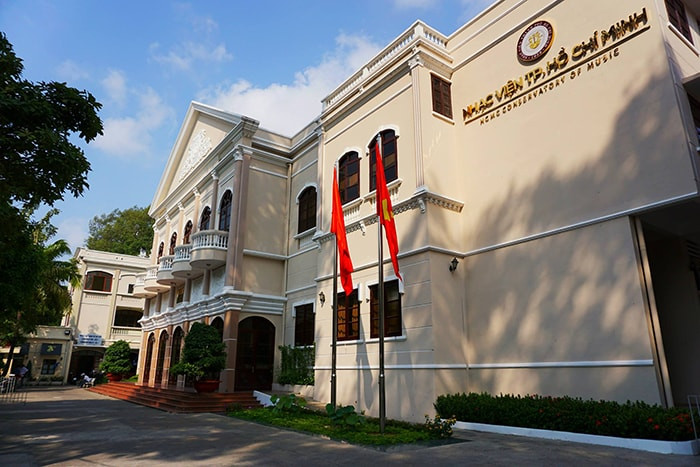 Ngôi trường mà ca sĩ Lương Bích Hữu từng theo học