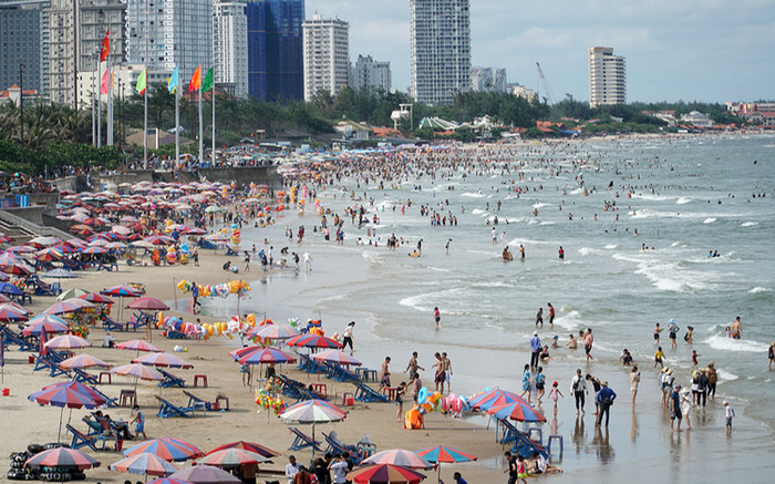 Bà Rịa - Vũng Tàu kín phòng khách sạn, du khách đông nghẹt trong dịp lễ 2/9 Ảnh 2