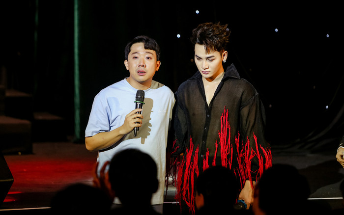 Được hỏi về chuyện giới tính giữa sự kiện, Ali Hoàng Dương có câu trả lời đầy bất ngờ Ảnh 2