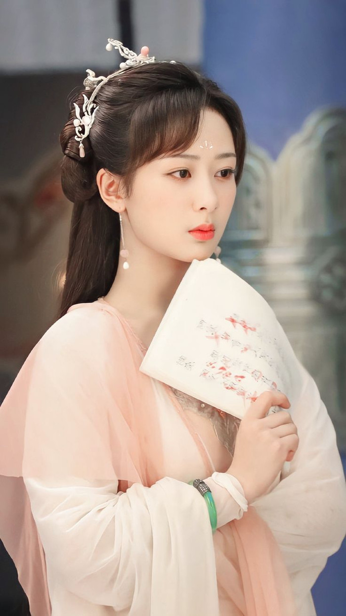 Dương Tử thiếu đạo đức nghề nghiệp khi không hề phối hợp tuyên truyền phim. 