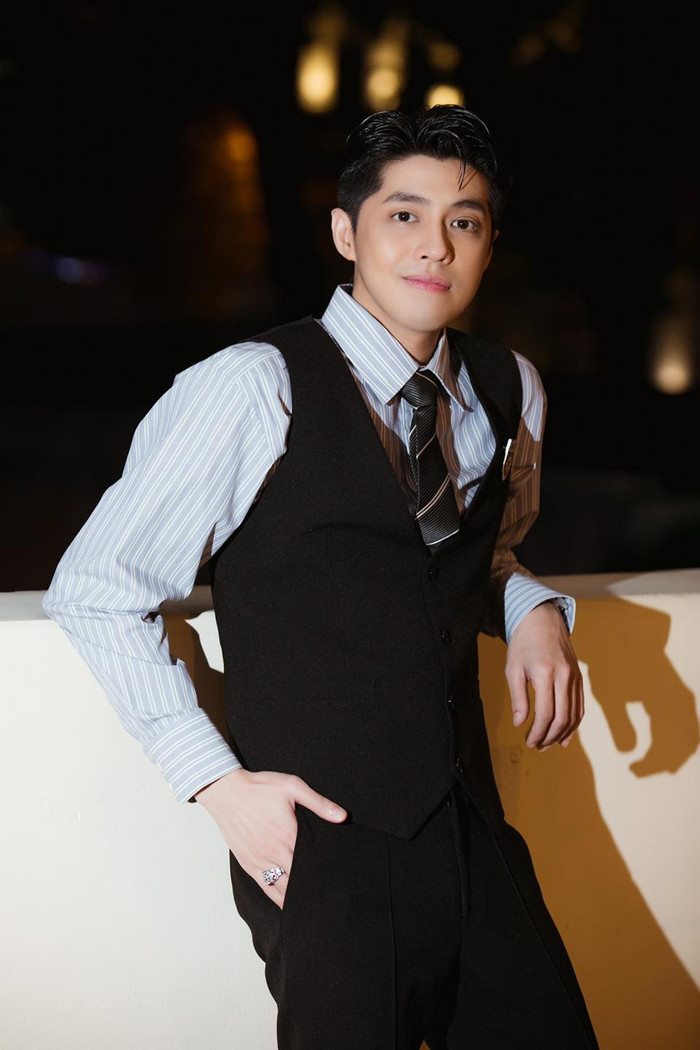 Noo Phước Thịnh phản ứng ra sao khi bất ngờ được fan xin chụp ảnh cùng? Ảnh 3