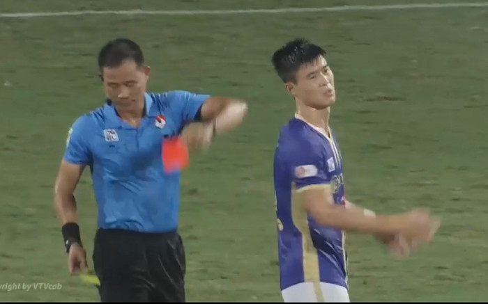HLV Hà Nội FC bảo vệ Duy Mạnh, đòi công bằng khi đội nhà bị xử ép Ảnh 2