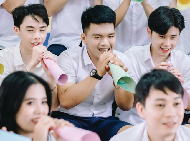 Chàng trai 10x chinh phục 12 suất học bổng ở Mỹ Ảnh 1
