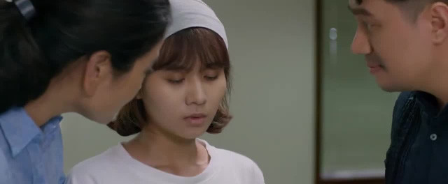 Chồng Cũ, Vợ Cũ, Người Yêu Cũ lộ 'sạn phim' to tướng khiến khán giả ngán ngẩm Ảnh 4