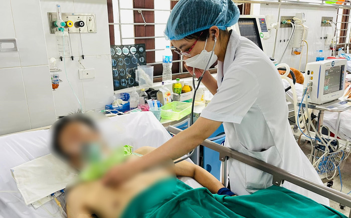 Đột ngột khó thở 2 mắt nhìn mờ, nhập viện khẩn sau khi liên tục uống rượu Ảnh 2