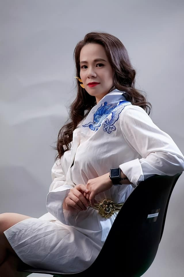 Vợ Shark Bình: Hotgirl trường chuyên một thời, từ thời sinh viên đã có chí khởi nghiệp Ảnh 4