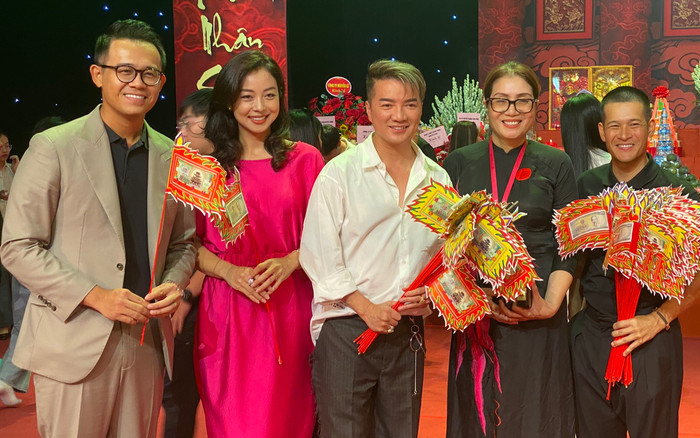 Đàm Vĩnh Hưng, Jennifer Phạm cùng dàn nghệ sĩ nô nức tham dự giỗ Tổ nghề Ảnh 2