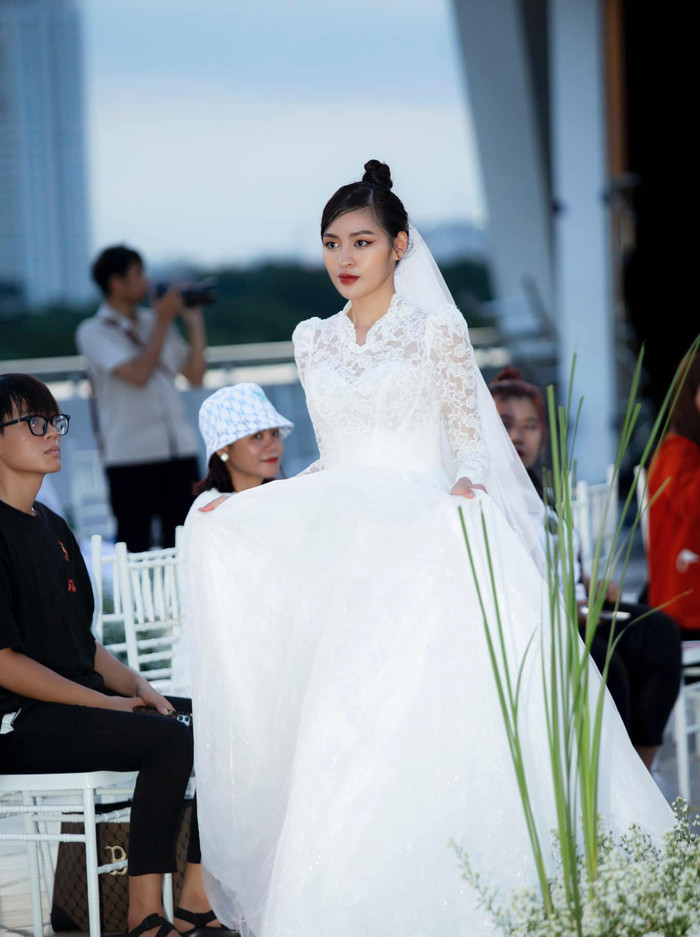 Hot girl Thanh Tâm khẳng định 'chưa lấy chồng, còn lo ế'.