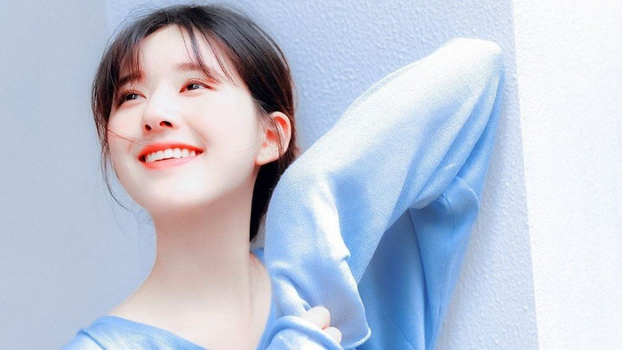 Bỏ qua những thị phi không đáng có, Triệu Lộ Tư trong mắt fans lại là ngôi sao rất tuyệt vời và chân thành. 