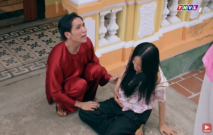 Hai Lương xua đuổi Thúy khi cho rằng cô làm Huệ té.