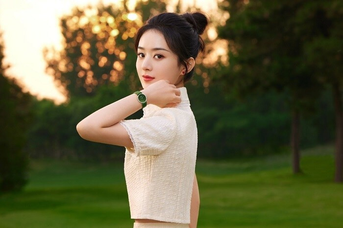 và Triệu Lệ Dĩnh chuẩn bị 'rủ nhau' nghỉ đóng phim để tham gia chương trình giải trí. 