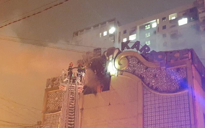 Vụ cháy quán karaoke Bình Dương: 'Khách nghe báo cháy, đóng cửa hát tiếp' Ảnh 2