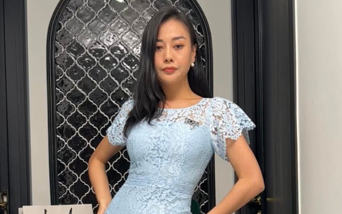 Phương Oanh diện váy bó sát, khéo khoe vòng 2 phẳng lỳ hậu nghi vấn mang bầu Ảnh 2